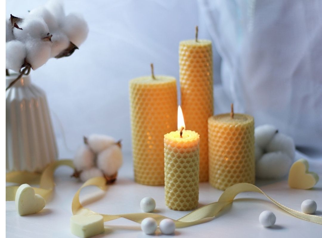Diferencias entre las velas de parafina y las de cera de abeja - SANNICOLAS
